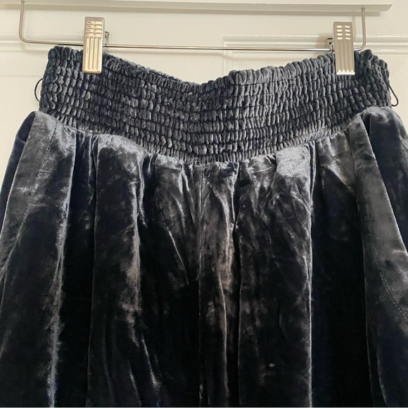 Anthropologie Velvet Joggers Navy EUC Size S - Picture 6 of 6